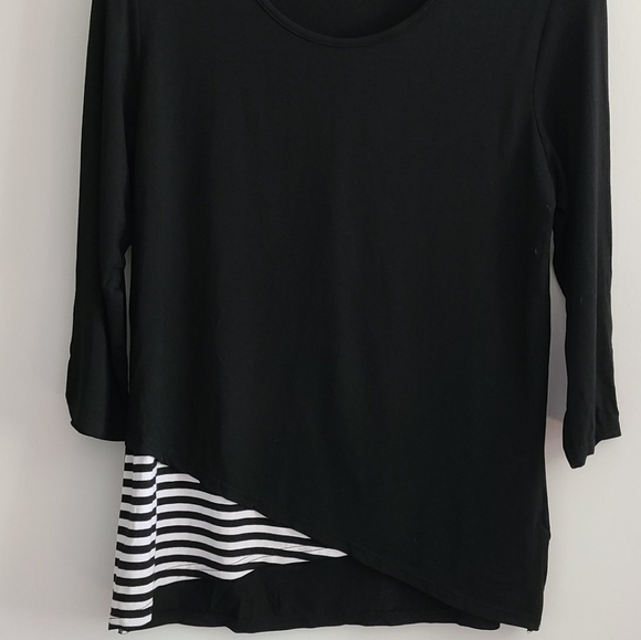 CREATION Bamboo Black solid with stripe accent Tunic Top Size Small NWT - Picture 4 of 7